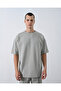 Ανδρικό μπλουζάκι με λαιμόκοψη oversized Basic
