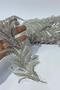 شريط عريض منقوش على شكل ورقة شجر مطرز بالخرز الفضي بطول 1 متر - 2