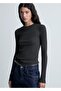 Ribbed T-shirt with long sleeves