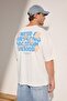 Ekru Oversize/Geniş Kesim Baskılı %100 Pamuklu T-Shirt TMNSS25TS00223 - 4