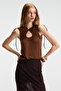 Seralya women's sleeveless window collar neckline slim brown blouse - 4