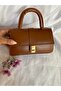 A Quality Magnet Detailled Awesome Accessory Women's Hand and Shoulder Bag - 3