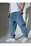 Mid Rise Faded Badge Detail Cargo Jeans - 2