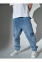 Mid Rise Faded Badge Detail Cargo Jeans - 4
