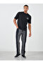 Color Block Mid Rise Relaxed Fit Jeans - 2