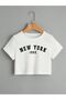 "New York Reflect the Soul! Street Fashion with White Crop T-Shirt"