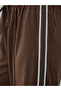 بنطال رياضي واسع الساق مع رباط خصر وخطوط جانبية - 4
