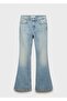 Mid-Waist Flared Jeans - 3