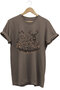 تي شيرت مموه بنمط صيد وطبعة غزال مصنوع من القطن بنسبة 100%، مريح ومريح