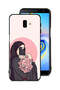 غطاء حماية لهاتف Samsung Galaxy J6 Plus بتصميم فن التقاط صور سيلفي مع حمل الزهور