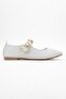 Women's Belted Crested Single-Piece Blunt Toe Ballerinas White - 2