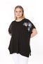 large size women's oversize T-shirt patterned model - 3