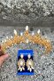 Thalia Crown Three Shuttle Earring Set Gold – Sparkling Evening Dress Accessory with Stones for Bridal Henna Wedding