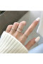 5 Pieces of Elegant Ring Set with Crisp Pearl Detail