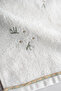 Nadia Daisy Embroidered Hand Towel (30 X 50 cm) - 2