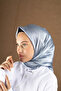 وشاح Aura ذو اللون الموحد - خيار أنيق للتنسيقات الكاجوال والمتقنية - 2