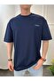 تي شيرت رجالي من القطن باللون الأزرق الداكن ذو رقبة دائرية كبيرة الحجم - 2