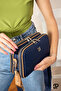 Women's Adjustable Strap Stylish Crossbody and Shoulder Bag Suitable for Daily Use P234023Mh