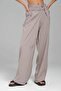 Women's Woven Fabric Waist Pleat Detailed Comfortable Fit Pants