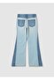 Flare-Fit Jeans With Contrasting Details - 2