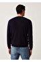 V-Neck Pullover - 3