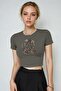 Women's Khaki Cherry Leopard Patterned Crew Neck Lycra Short Sleeve Body Crop Blouse - 2