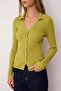 Wardrobe Essentials Yağ Yeşili Fitted/Vücuda Oturan Merserize Görünümlü Triko Hırka TWOAW26HI00113 - 6