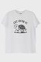 تي شيرت أبيض مطبوع عليه GET OVER IT Turtle