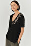 Black V-Neck Cotton Regular Knitted T-Shirt with Embroidery Detail - 5