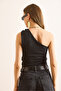Women's Black One Shoulder Accessory Textured Crop Blouse Blz-19003074 - 7