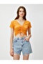 Crop T-Shirt V-Neck Gather Detailed - 3