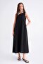 4690 Women's Crew Neck Zero Sleeve Midi Parachute Dress Black