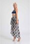 Thin Branch Botanical Patterned Pareo |   Blue & Navy Blue Tones |   100X145Cm |   Digital Printing |   Chiffon - 2