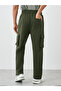 Badge Detail Cargo Pocket Oversized Joggers - 4