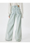 Premium 90S Inspired Low Waist Jean – Wide Leg & Ripped Detail - 4