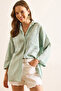 Women's Mint Green Double Pocket Three Quarter Sleeve Flowy Shirt Gml-19001374