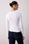 Beyaz Bisiklet Yaka Düğmeli Fitted/Vücuda Oturan Esnek Fittilli Örme Bluz TWOAW26BZ00063 - 4