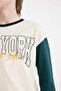 Boys' Oversize Wide Fit Crew Neck Printed Long Sleeve School T-Shirt C9286A824Au - 8