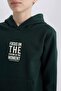 سويت شيرت مدرسي سميك بجيب للأولاد مطبوع عليه حروف C7567a824wn - 5