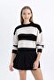 Oversized Wide Fit Crew Neck Striped Knitwear Sweater X4931Az24Wn - 3