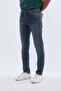 بنطال جينز بقصّة Slim Fit - أزرق داكن - 2