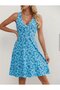 فستان صيفي من نسيج جيرسيه بدون أكمام ورقبة على شكل حرف V مع زخارف زهور زرقاء - 4