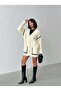 Women's Stripe Detailed Buttoned Knitwear Cardigan - 3