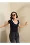 Women Black Contrast Deep V Neck Fitted Crop T-Shirt - 2