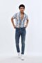 بنطال جينز بقصّة Slim Fit - أزرق سماوي مغسول - 2