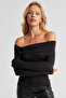 Women's Black Madonna Collar Circle Blouse EY2669 - 3
