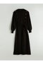 Esvab • Modern & Distinctive Stand Collar Belted Knitwear Dress - 6