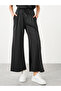 Women Black Sleeveless Top and Pants Co-Ords - 6