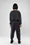 طقم بدلة رياضية نسائية أسود قابل للغسل مع تفاصيل خياطة - 2