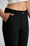 Women's Classic Tight-Legged Ankle-Length Carrot Pants - 6